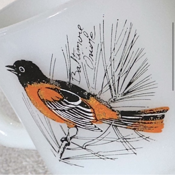 Vintage Anchor Hocking Fire King Milk Glass Baltimore Oriole Stacking Mug - Picture 5 of 14